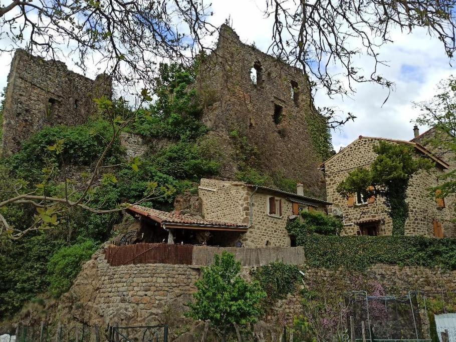 Gite Le Rocher Du Chateau De Retourtour Lamastre Buitenkant foto