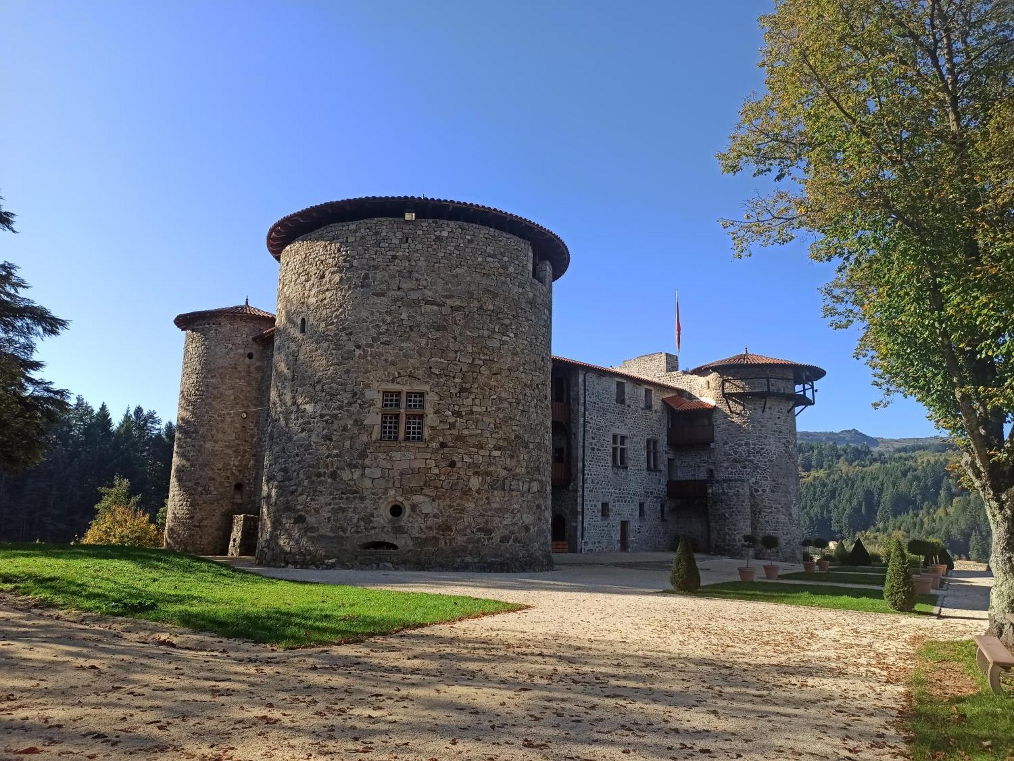 Gite Le Rocher Du Chateau De Retourtour Lamastre Buitenkant foto